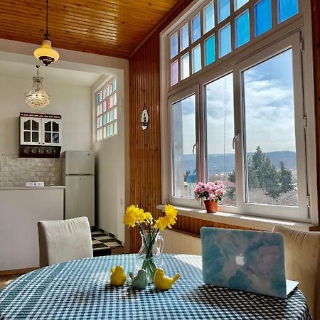Pigeon Guest House 트빌리시 외부 사진