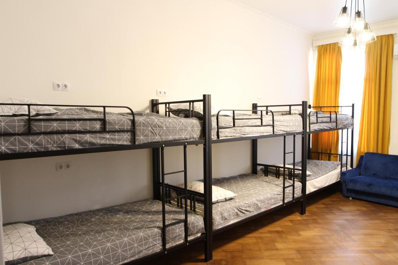 Pigeon Guest House 트빌리시 외부 사진