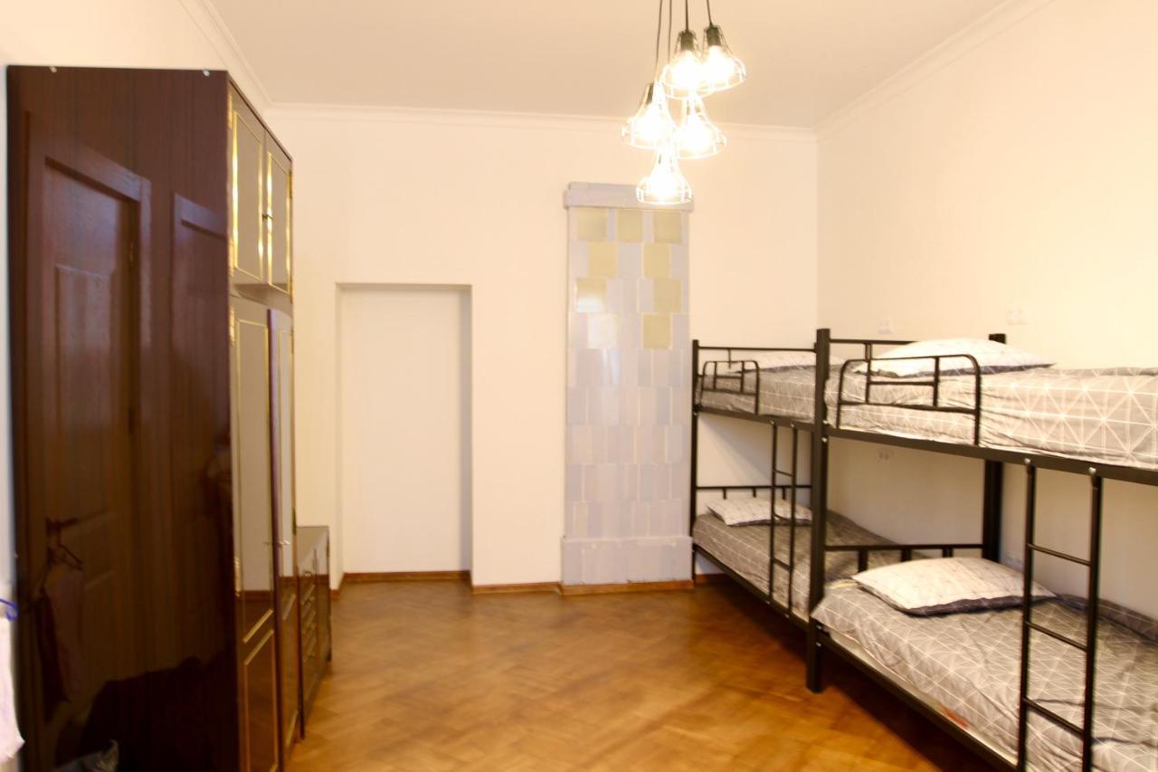 Pigeon Guest House 트빌리시 외부 사진