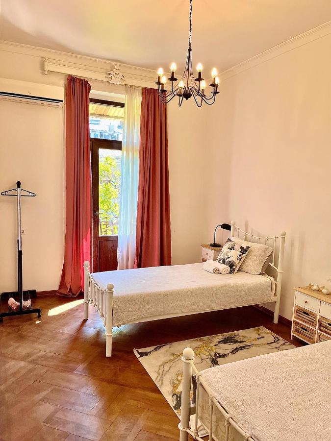 Pigeon Guest House 트빌리시 외부 사진